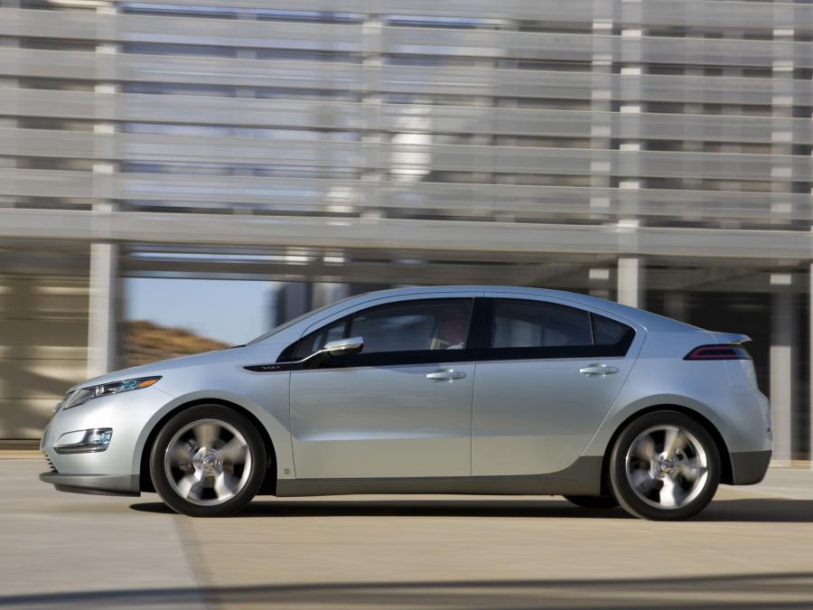  Chevrolet Volt 2010 года  (фото 8 из 16)